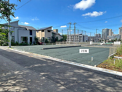 2号地 前面道路含む現地写真