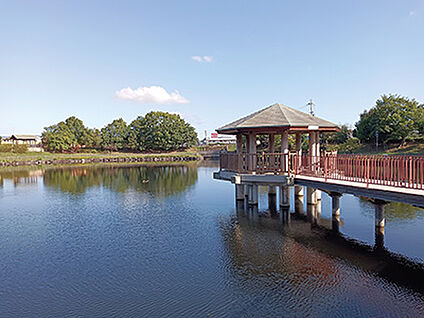 今池親水公園(香芝総合体育館) 約680m