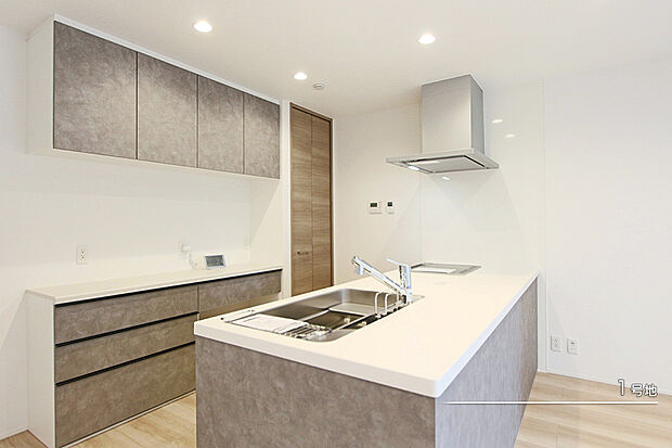 【1号地 キッチン】1号地