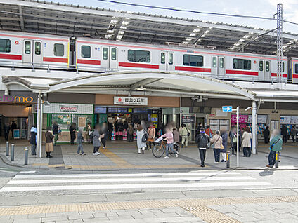 東急東横線「自由が丘」駅 約1230m