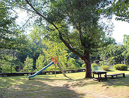 鳥見第1号街区公園 約530m