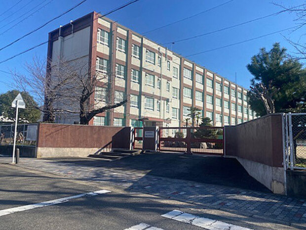 駒方中学校