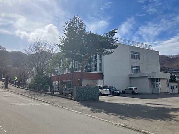 札幌市立宮の森中学校