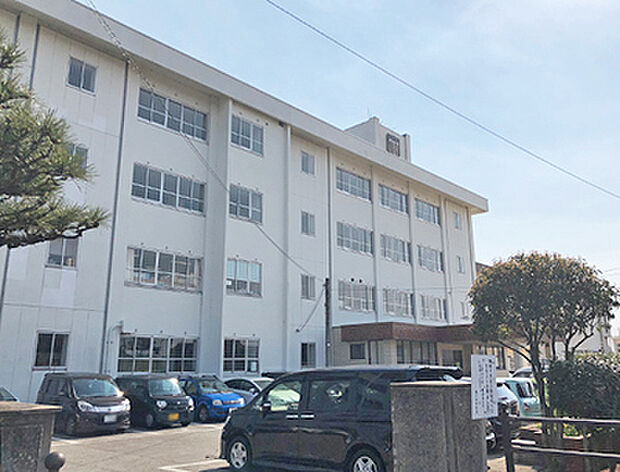 富山市立堀川中学校