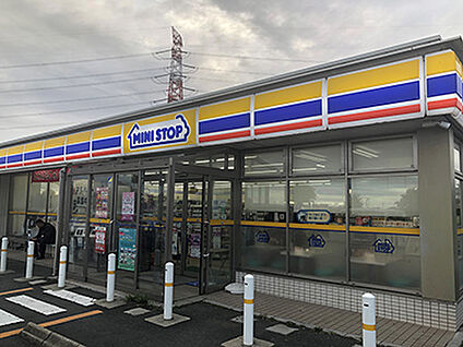 ミニストップ牧之原インター店 約390m
