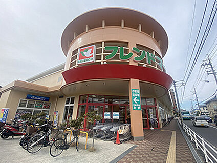 フレンドマート高槻氷室店 約430m