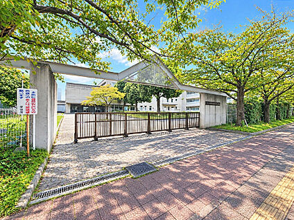 吾妻学園つくば市立吾妻中学校 約990m
