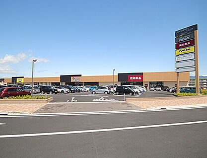 フレッセイ朝日町店 約1250m