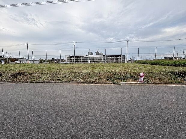 現地外観写真11-13号棟側
