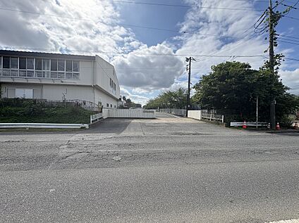 流山市立八木南小学校 700ｍ