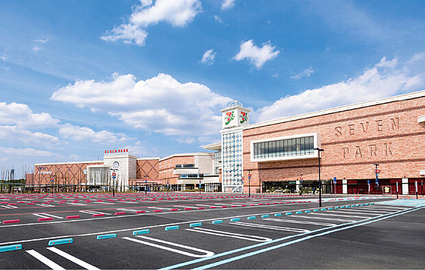 セブンパークアリオ柏(約1,900m)