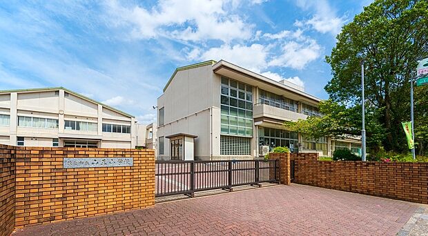 佐倉市立山王小学校（約220m）