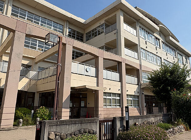 宝塚第一小学校