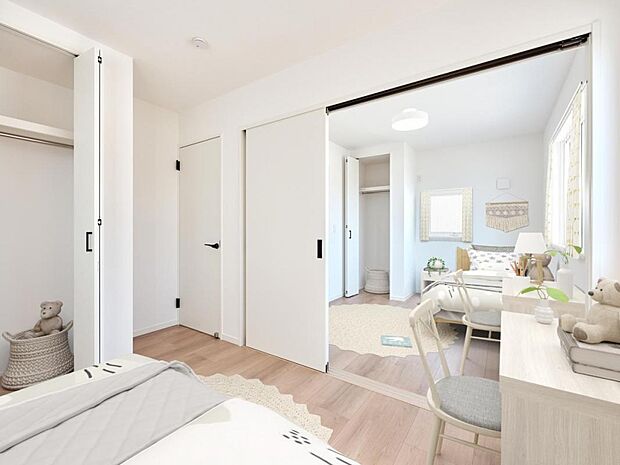 【2号地】引き戸の間仕切りを開けることにより2部屋を一体で使える「フレキシブルルーム」を採用しています。