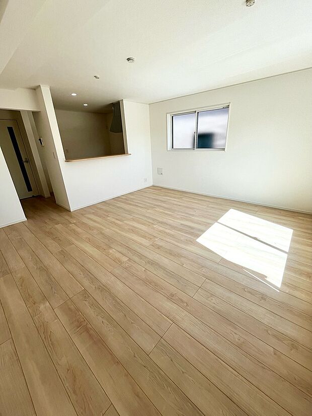 ２階　LDK、16.5帖