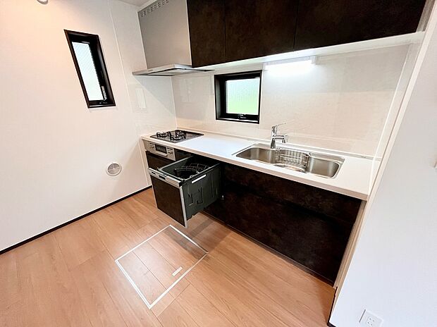 【システムキッチン】食器洗い乾燥機付き