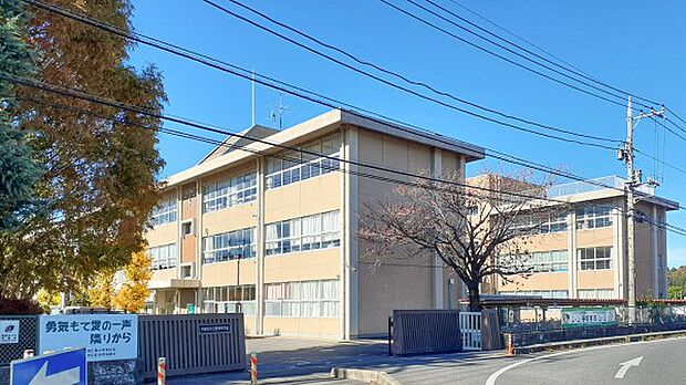 豊郷中学校（約3,390m）
