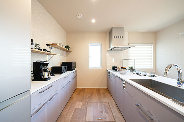 【キッチン】ヤマト住建オリジナルキッチンLACASAII採用。