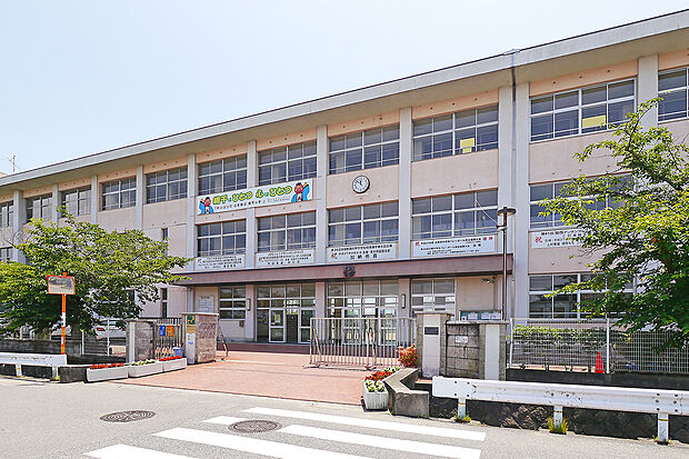 市立網干中学校（約640m）