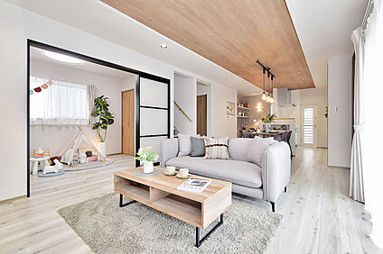 ヤング開発の内観施工事例