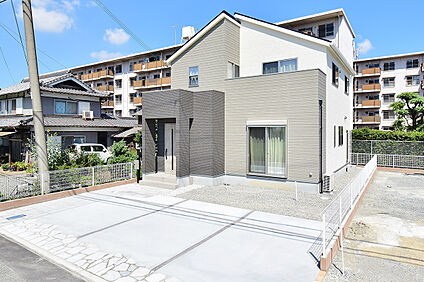 ヤング開発の外観施工事例