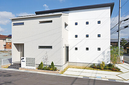 ヤング開発の外観施工事例