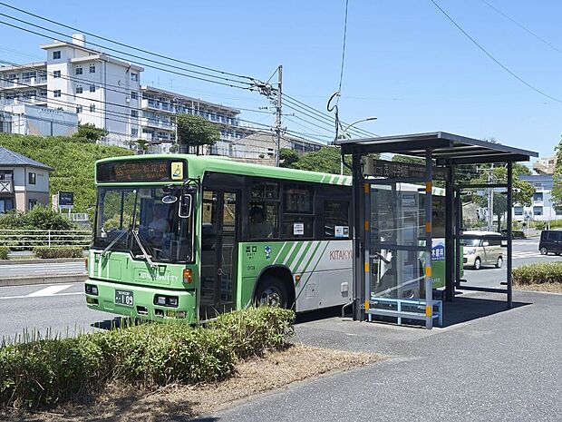 北九州市営バス「浅川中学校前」停（約520m）