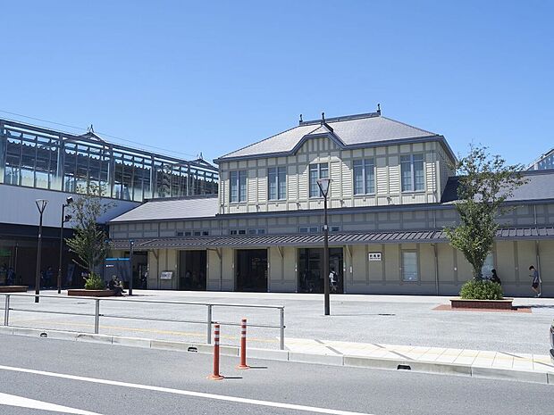 JR鹿児島本線「折尾」駅（約2,030m）