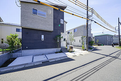 現地MODEL HOUSE 01★外観★