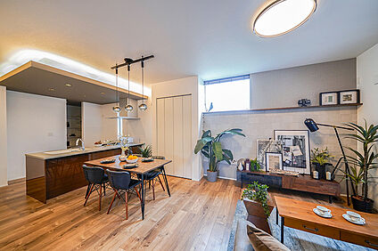 近隣MODEL HOUSE 公開中