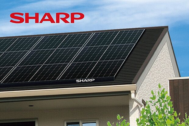 【太陽光発電システム】太陽の力で発電した電気を快適に使える太陽光パネルを採用。光熱費を効率的に削減できるほか、万が一の停電時にも安心です。