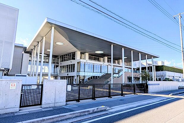 美園南中学校（現地より徒歩9分）