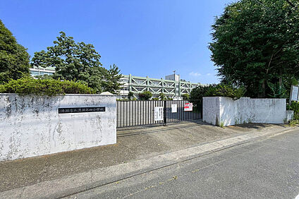 清瀬第四小学校（現地より徒歩6分） 約470m