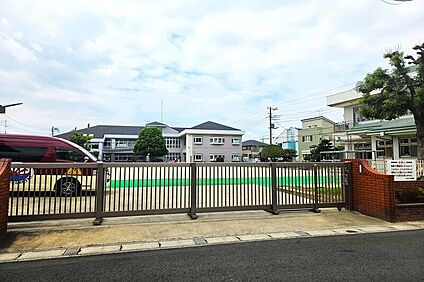 あさひ幼稚園（現地より徒歩3分） 約170m