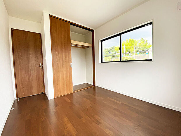 【施工事例】洋室の大型クローゼット