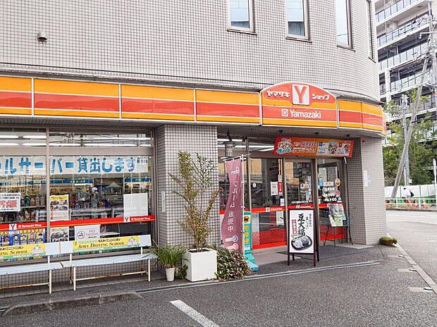 ヤマザキショップ(Yショップ)川和町・なかむらや店