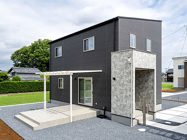 【2号棟　外観】