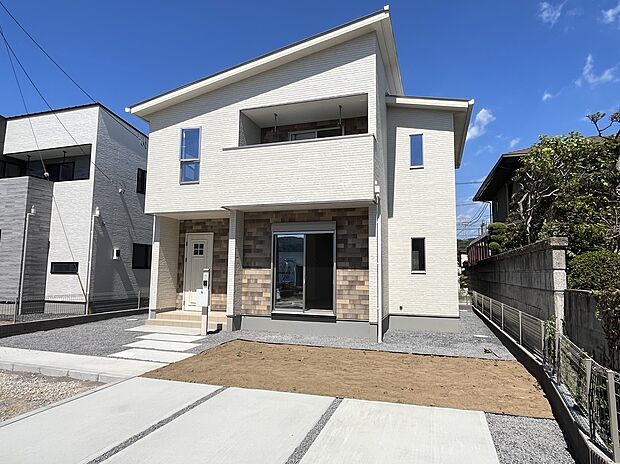 【1号棟 家具付きモデルハウス LDK】