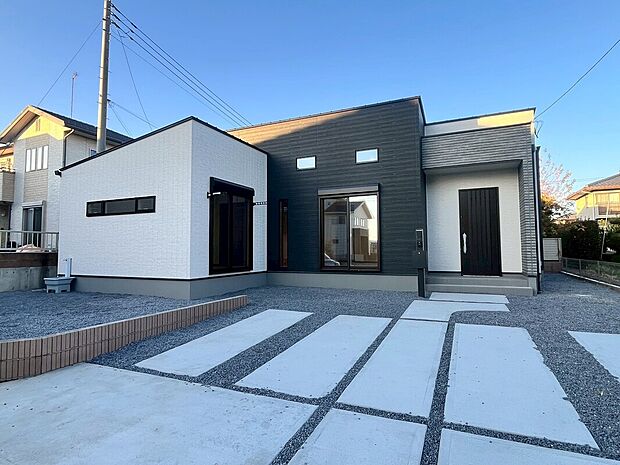 【1号棟 外観】