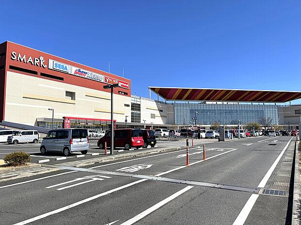 スマーク伊勢崎（約1,900m）