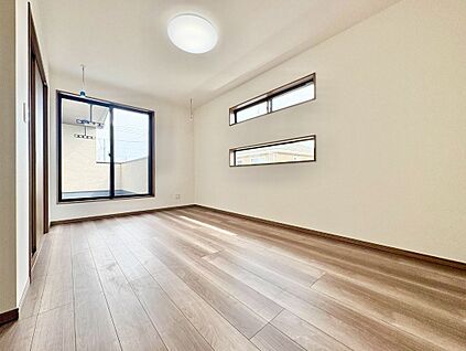 【4号棟 主寝室】