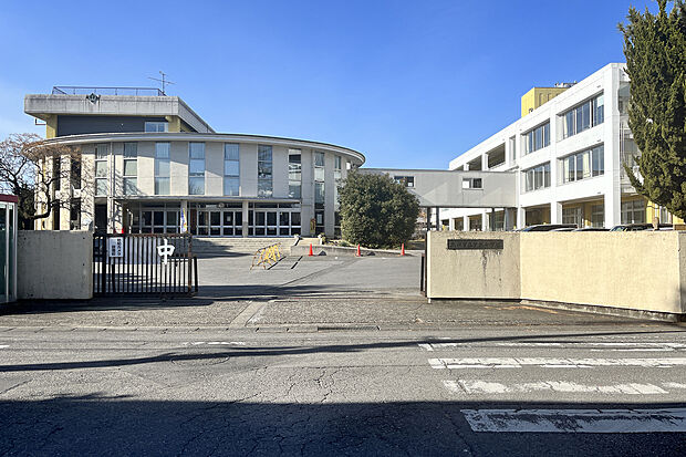 太田市立中央小学校（約1,400m）