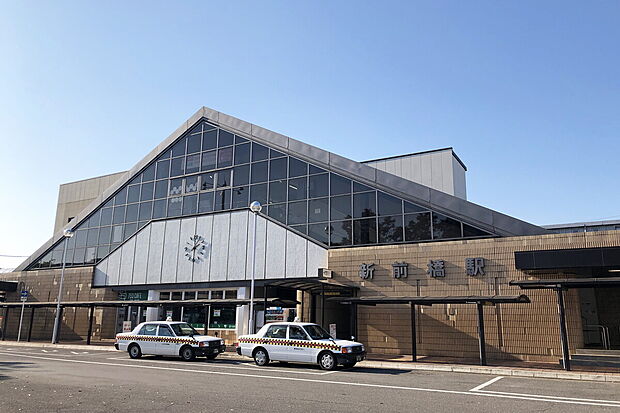 JR上越線「新前橋」駅（約4,100m）