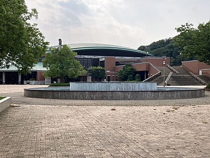 深谷市総合体育館 ビッグタートル 2100m(徒歩27分)