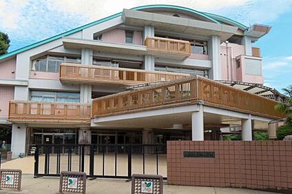 土浦市立真鍋小学校 徒歩1300m