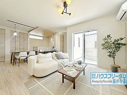 リビング【同社施工例】