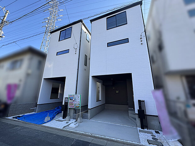 見た目は同じですが、収納の広さや、3階サービスルームの有無も異なります。