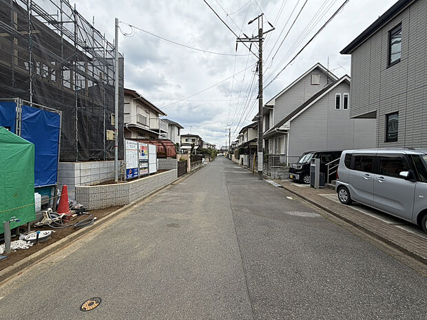 【【2026/4/25　前面道路】】南西角地の好立地◎前面道路が広いので一日中明るい陽射しが差し込みます。