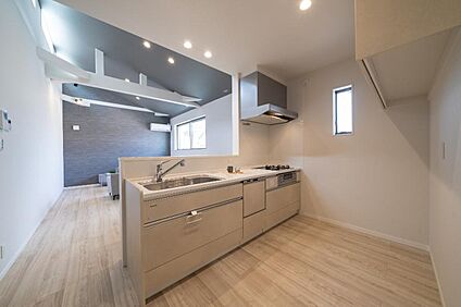 【本分譲地に建築可能な建物プラン例】