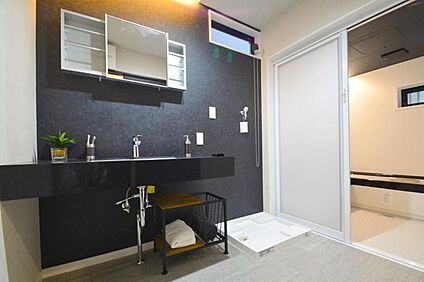 【本分譲地に建築可能な建物プラン例】